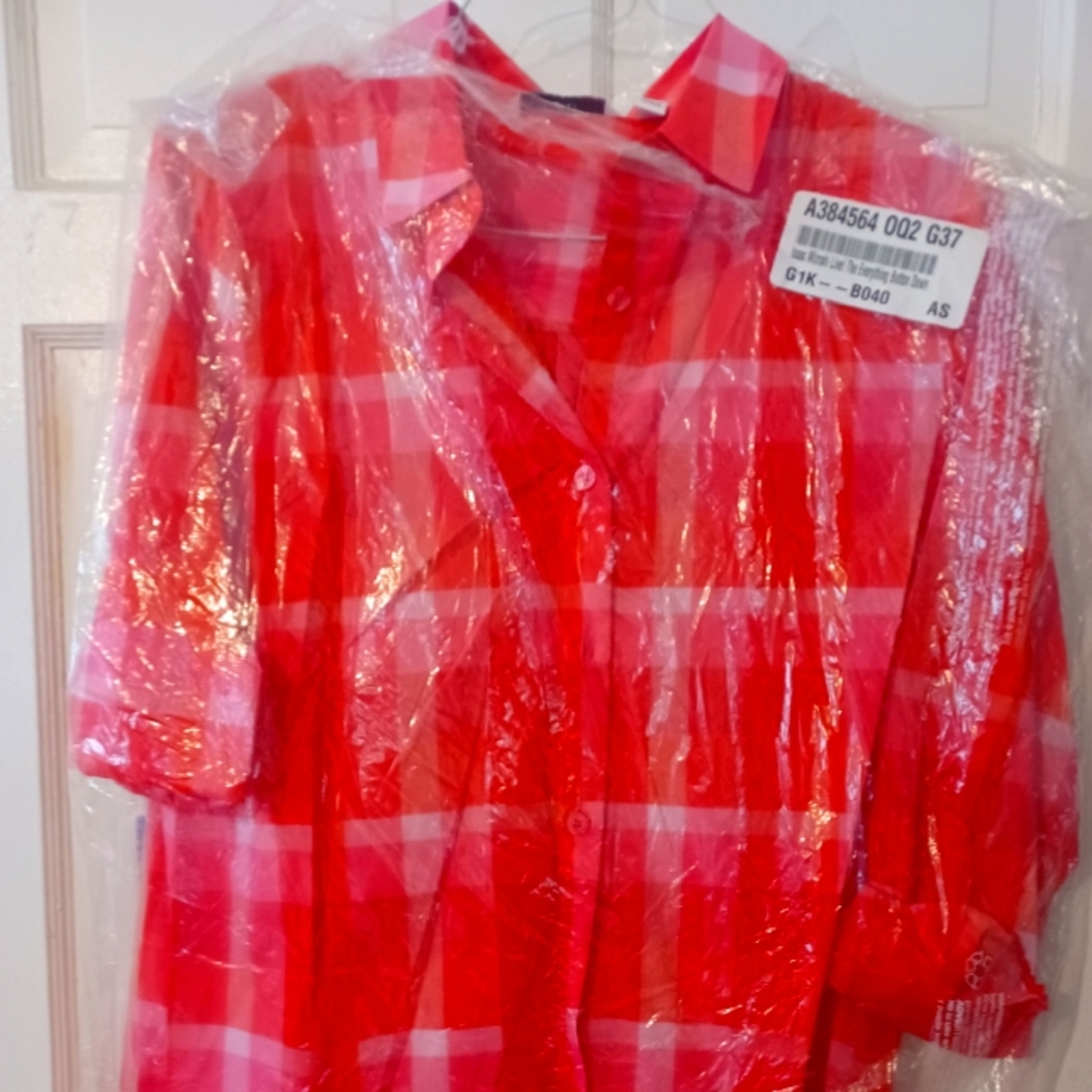 Ladies Button Down Shirt, Color Red